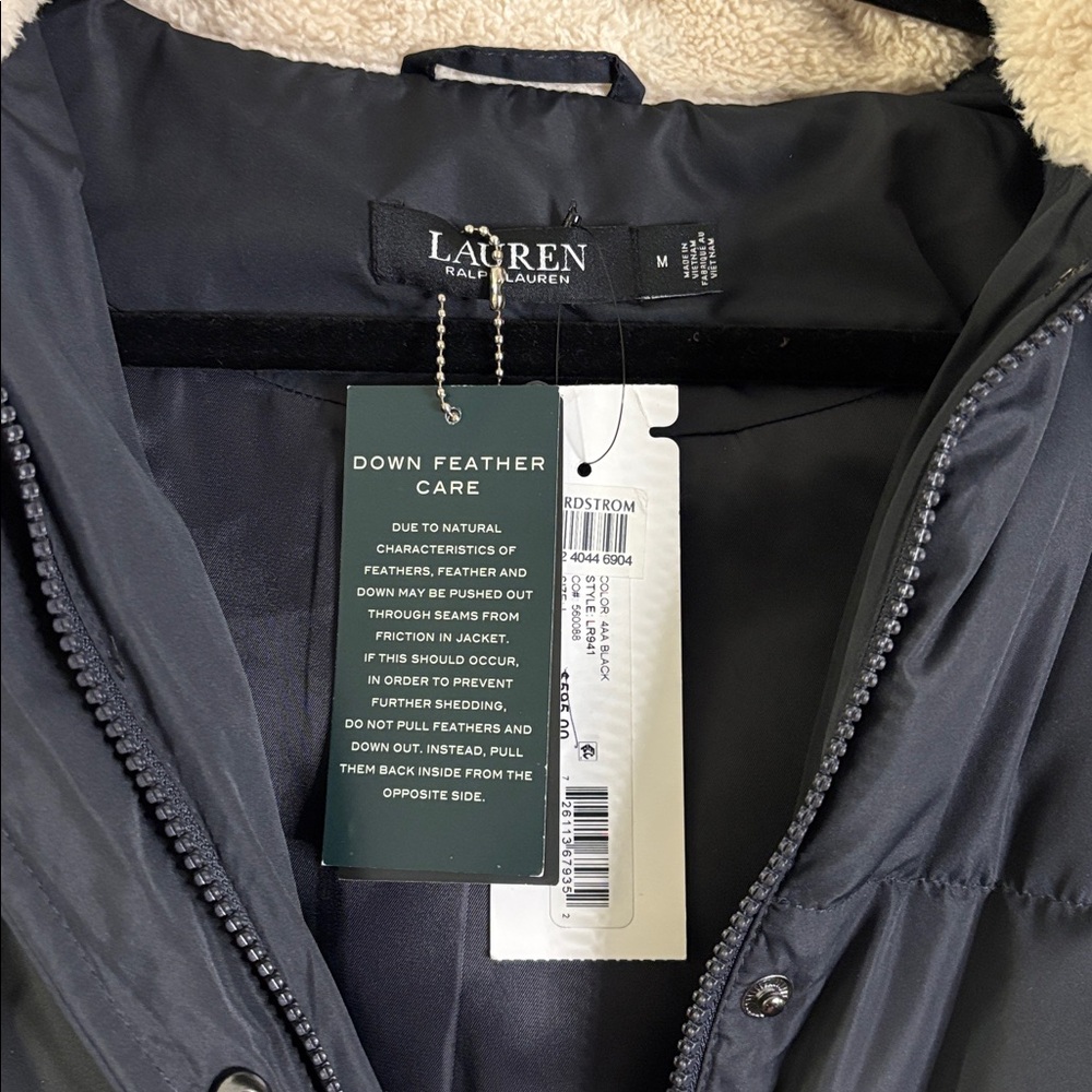 Women’s M Lauren Ralph Lauren Designer Black Puffer Jacket with Faux Fur - Picture 12 of 17